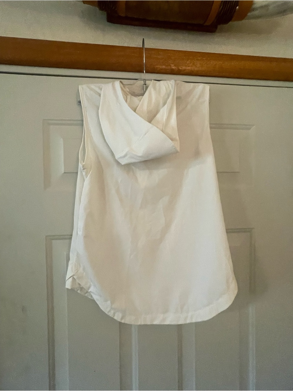 Peter Millar Women’s White Hooded Full Zip Golf Vest Windbreaker Size S - Picture 5 of 6